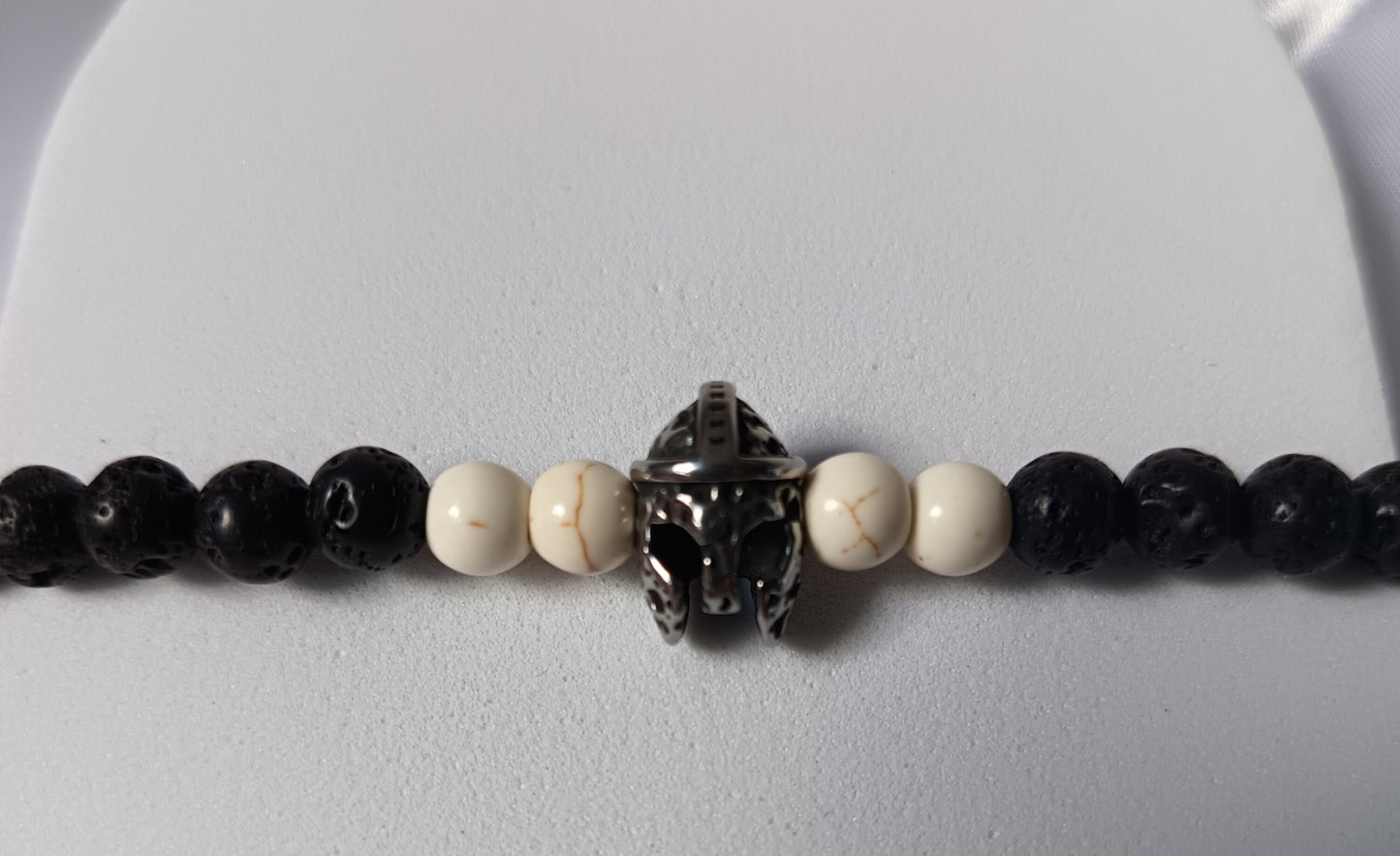 GLADIATOR - Howlite